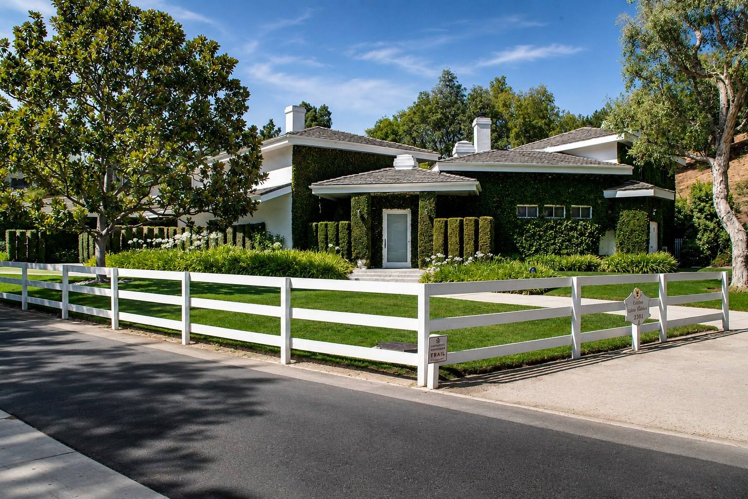 Hidden Hills Estate